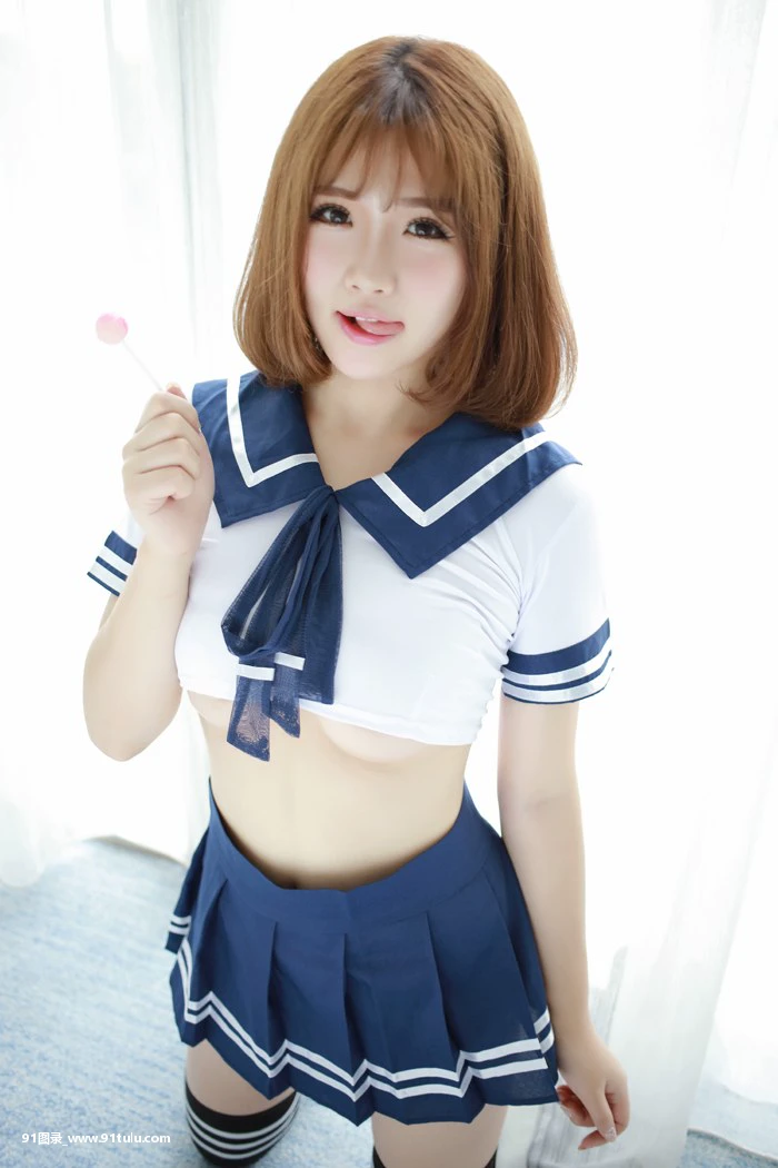 制服美女徐cake吃蛋糕双乳隐现迷死人 [52P][写真 作成 日時 変更]