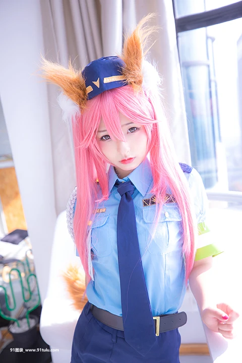 警花狐妖小萝莉 [20P][プロ 野球 オール 写真 選手 名鑑 2020]
